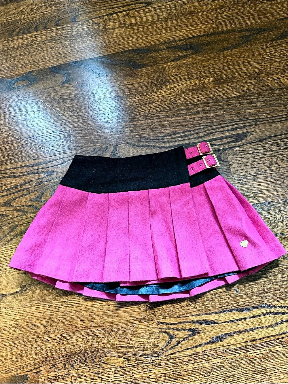 Juicy Couture Pleated Mini Skirt in Pink & Black Size 5